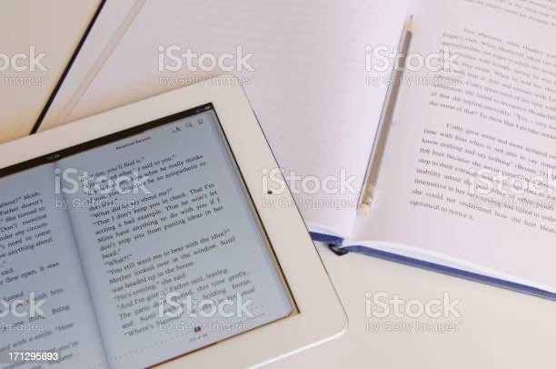 Book: Thinking Out Loud by Leslie&nbsp;Fischman