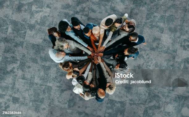 Do My Best to Help Others&nbsp;….